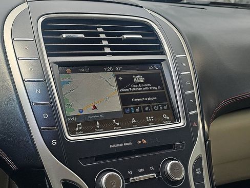 Used 2017 Lincoln MKX Black Label w/ Driver Assistance Package FWD image 23