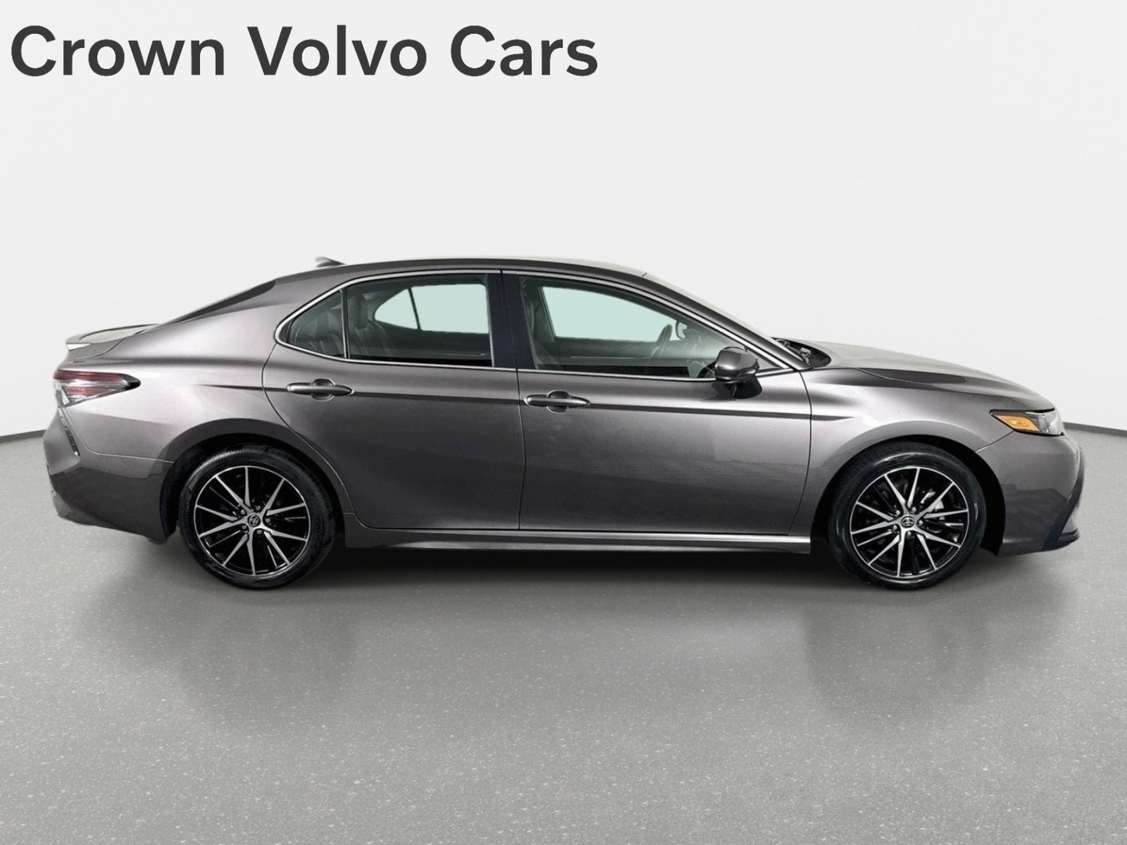 Used 2021 Toyota Camry SE FWD image 4