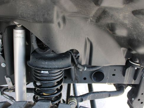 Used 2021 Jeep Wrangler Unlimited Rubicon AWD/4WD image 13