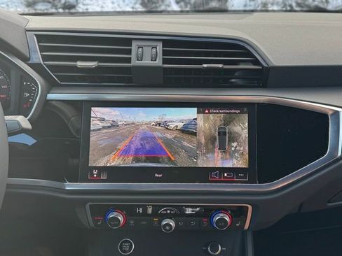 Certified 2025 Audi Q3 2.0T Premium Plus w/ Premium Plus Package image 18