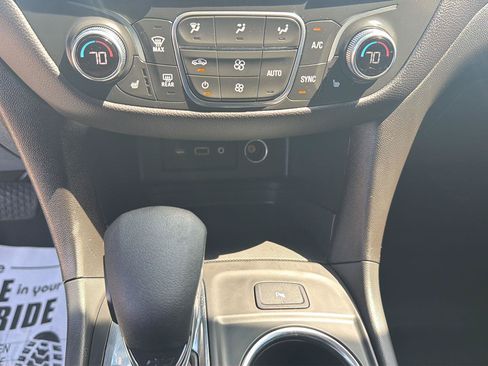 Used 2024 Chevrolet Equinox LT AWD/4WD image 14