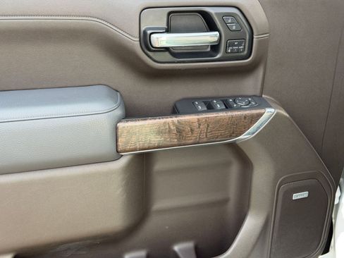 Used 2021 GMC Sierra 1500 Denali w/ Driver Alert Package II image 13