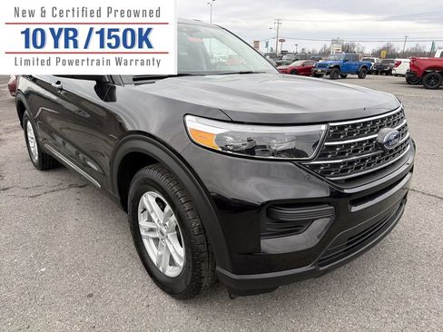 Used 2024 Ford Explorer XLT w/ Class IV Trailer Tow Package image 3