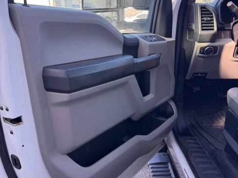 Used 2017 Ford F250 XL w/ Power Equipment Group AWD/4WD image 11