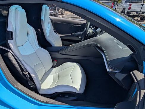 Used 2022 Chevrolet Corvette Stingray Coupe w/ Z51 Performance Package image 16