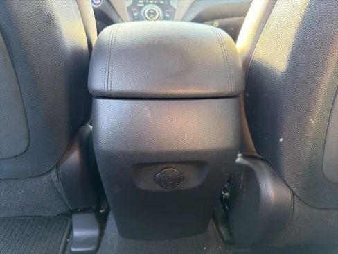 Used 2018 Hyundai Santa Fe Sport w/ 2.4L Value Package 02 image 28