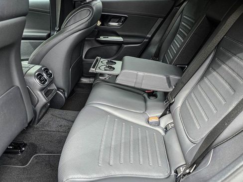 New 2026 Mercedes-Benz GLC 300 4MATIC image 27