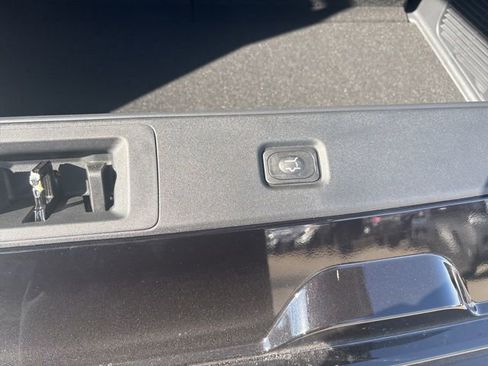 New 2026 Ford Expedition Platinum w/ Stealth Appearance Package image 9