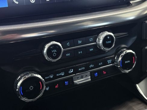 Used 2024 Ford F150 Lariat w/ FX4 Off-Road Package image 53