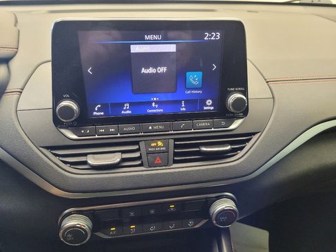 Used 2022 Nissan Altima 2.5 SR FWD image 25