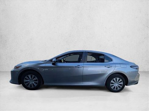 Used 2024 Toyota Camry LE image 2