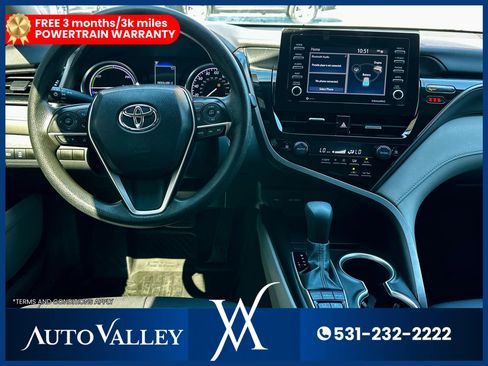 Used 2021 Toyota Camry LE image 28