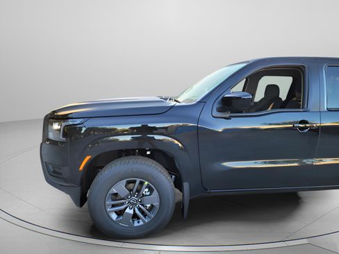 New 2026 Nissan Frontier SV w/ Tow Package image 2