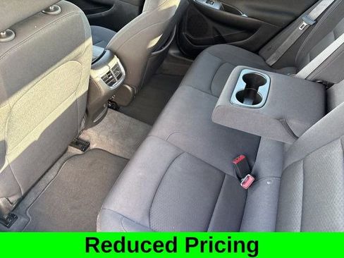 Used 2024 Chevrolet Malibu LT image 31