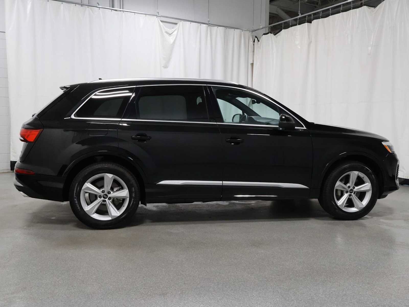 Certified 2026 Audi Q7 3.0T Premium AWD/4WD image 10