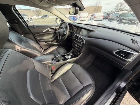 Used 2018 INFINITI QX30 Premium w/ Cargo Package image 29