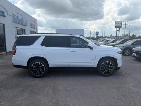 Used 2022 Chevrolet Tahoe RST w/ Luxury Package AWD/4WD image 7