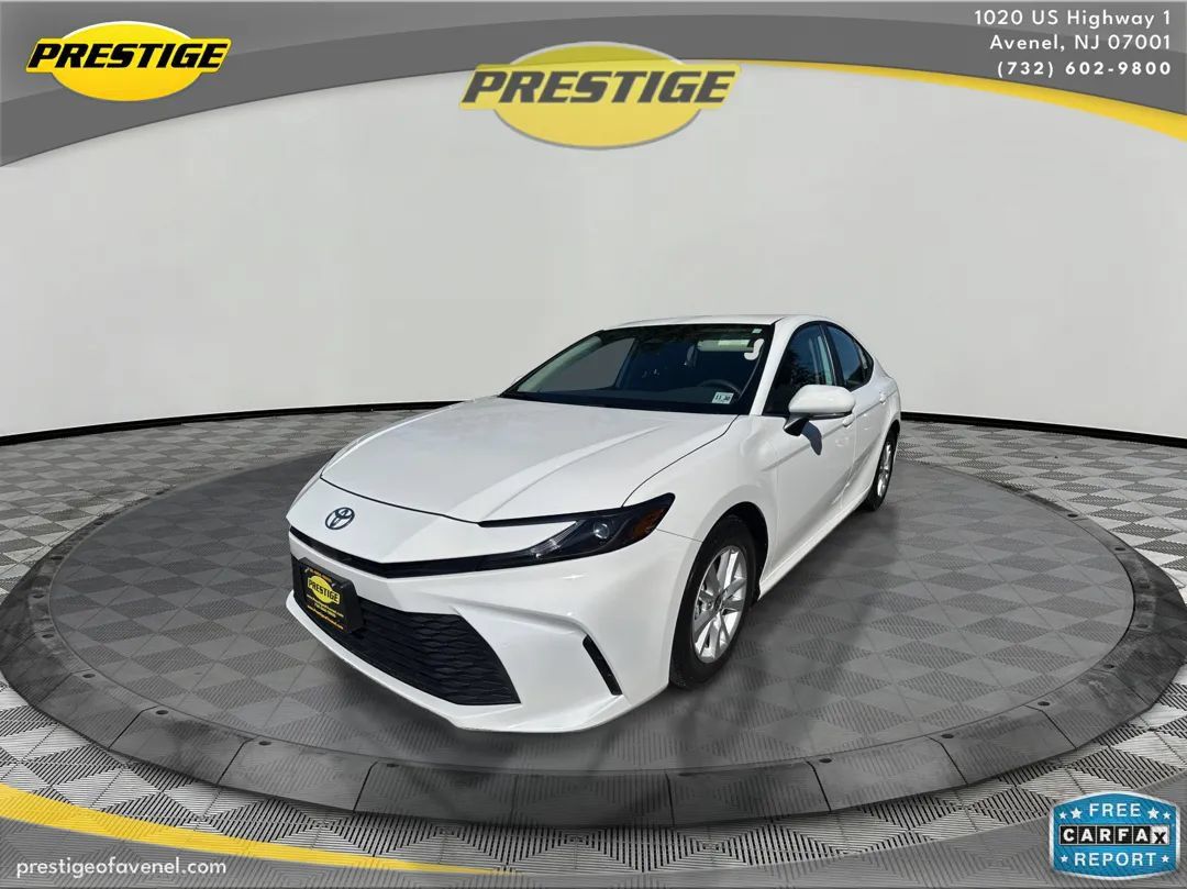 Used 2025 Toyota Camry LE FWD image 1