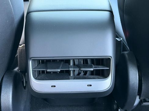 Used 2020 Tesla Model Y Long Range AWD/4WD image 49