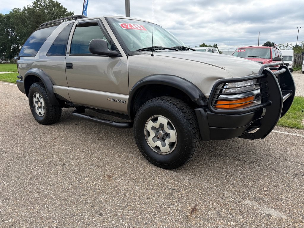 Used 1998 Chevrolet Blazer LS w/ Preferred Equipment Group AWD/4WD image 1