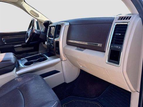 Used 2018 RAM 1500 Laramie Longhorn image 30