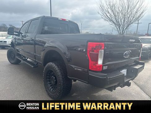 Used 2019 Ford F250 Lariat image 7