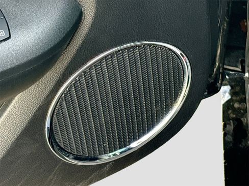 Used 2022 Ford Mustang GT Premium w/ Equipment Group 401A image 19