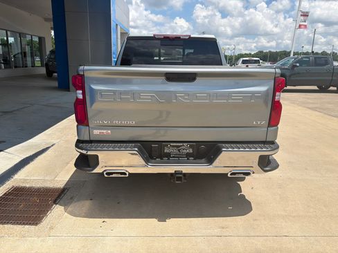 New 2026 Chevrolet Silverado 1500 LTZ w/ LTZ Premium Package AWD/4WD image 5