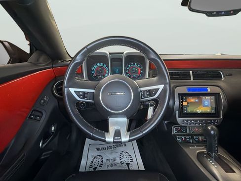 Used 2011 Chevrolet Camaro SS RWD image 16