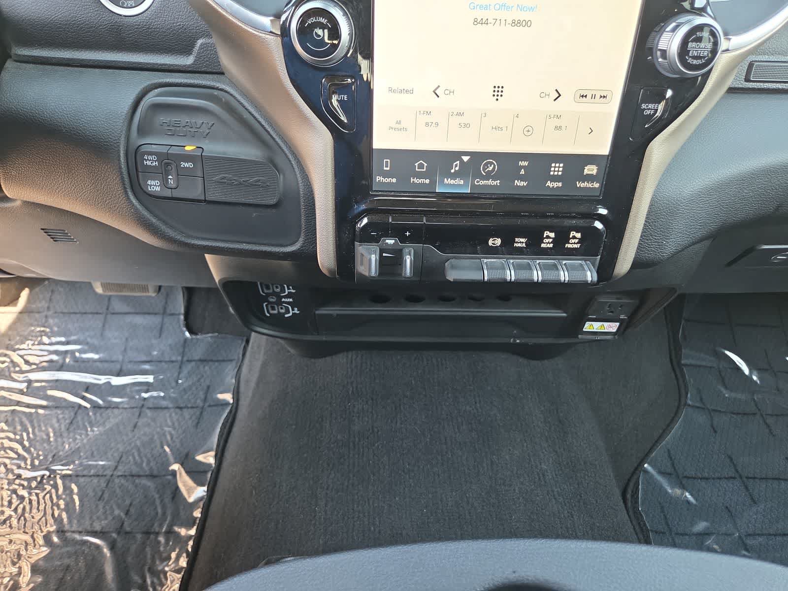 Certified 2024 RAM 2500 Laramie w/ Safety Group AWD/4WD image 25