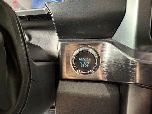 Certified 2025 Ford F350 Lariat AWD/4WD image 21