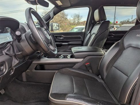 Used 2024 RAM 1500 Laramie image 14