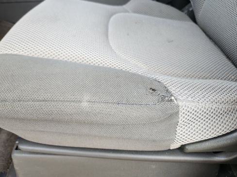 Used 2012 Suzuki Equator Sport image 16