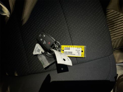 Used 2020 Chevrolet Silverado 1500 Custom w/ Custom Value Package image 35