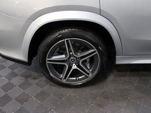 New 2026 Mercedes-Benz GLS 450 4MATIC image 11