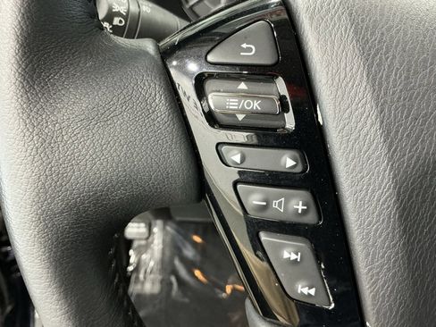 Used 2024 Nissan Armada SL w/ Captain's Chairs Package image 16