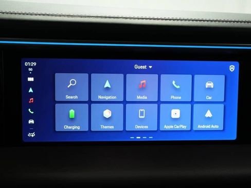 Certified 2025 Porsche Macan Electric image 18