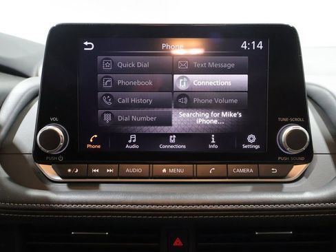 Used 2025 Nissan Rogue SV image 29