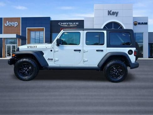 Used 2021 Jeep Wrangler Unlimited Sport image 2