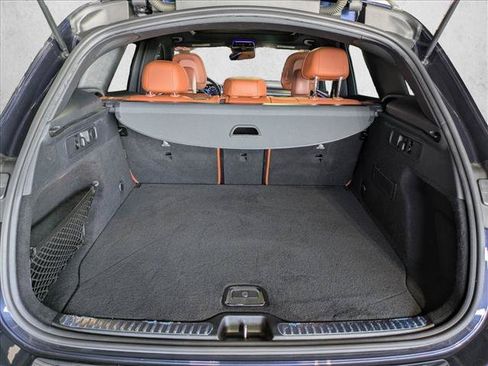 Used 2024 Mercedes-Benz GLC 300 4MATIC image 7