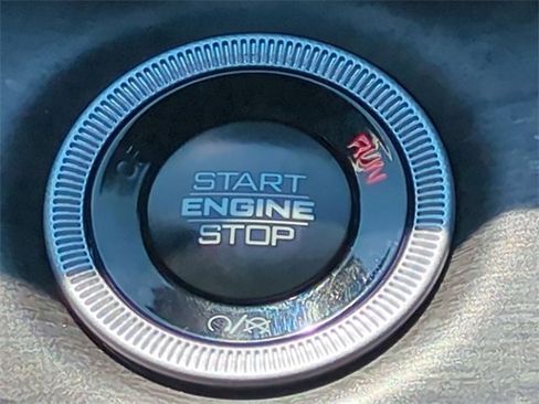 Used 2024 Jeep Grand Cherokee L Limited image 17