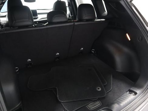 Used 2023 Jeep Compass Limited AWD/4WD image 18