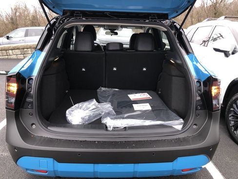 New 2026 Nissan Kicks SR w/ Cold Weather Package image 17