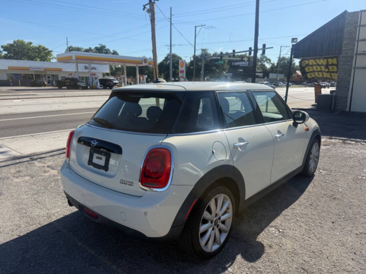 Used 2019 MINI Cooper 4-Door Hardtop FWD image 7