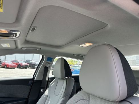 New 2026 Hyundai Elantra Limited FWD image 30