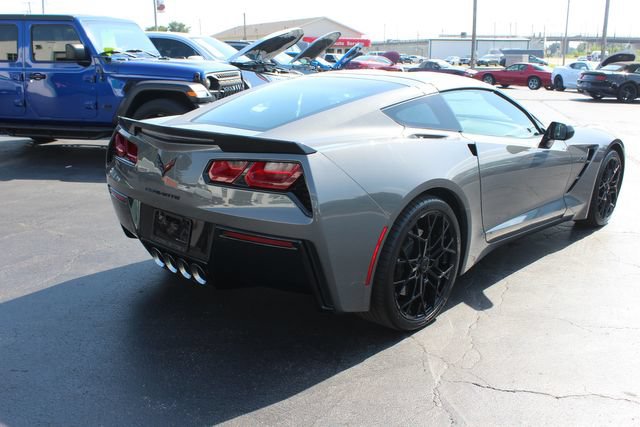 Used 2016 Chevrolet Corvette Stingray Coupe w/ Battery Protection Package RWD image 12