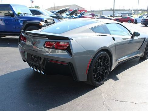 Used 2016 Chevrolet Corvette Stingray Coupe w/ Battery Protection Package RWD image 12