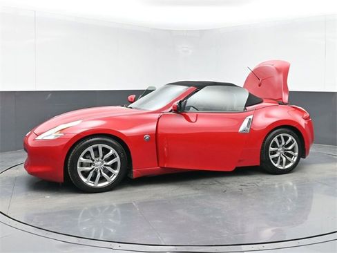 Used 2010 Nissan 370Z Touring image 53