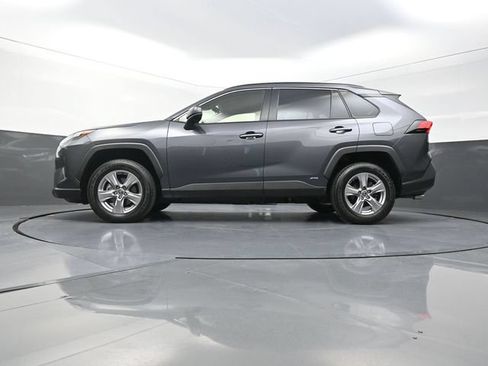 Used 2025 Toyota RAV4 LE AWD/4WD image 33