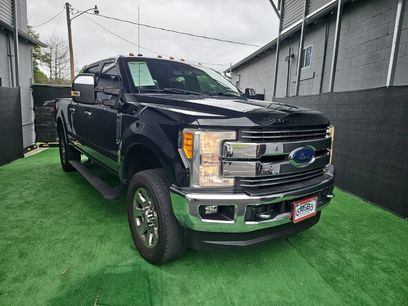 Used 2017 Ford F250 Lariat w/ Chrome Package